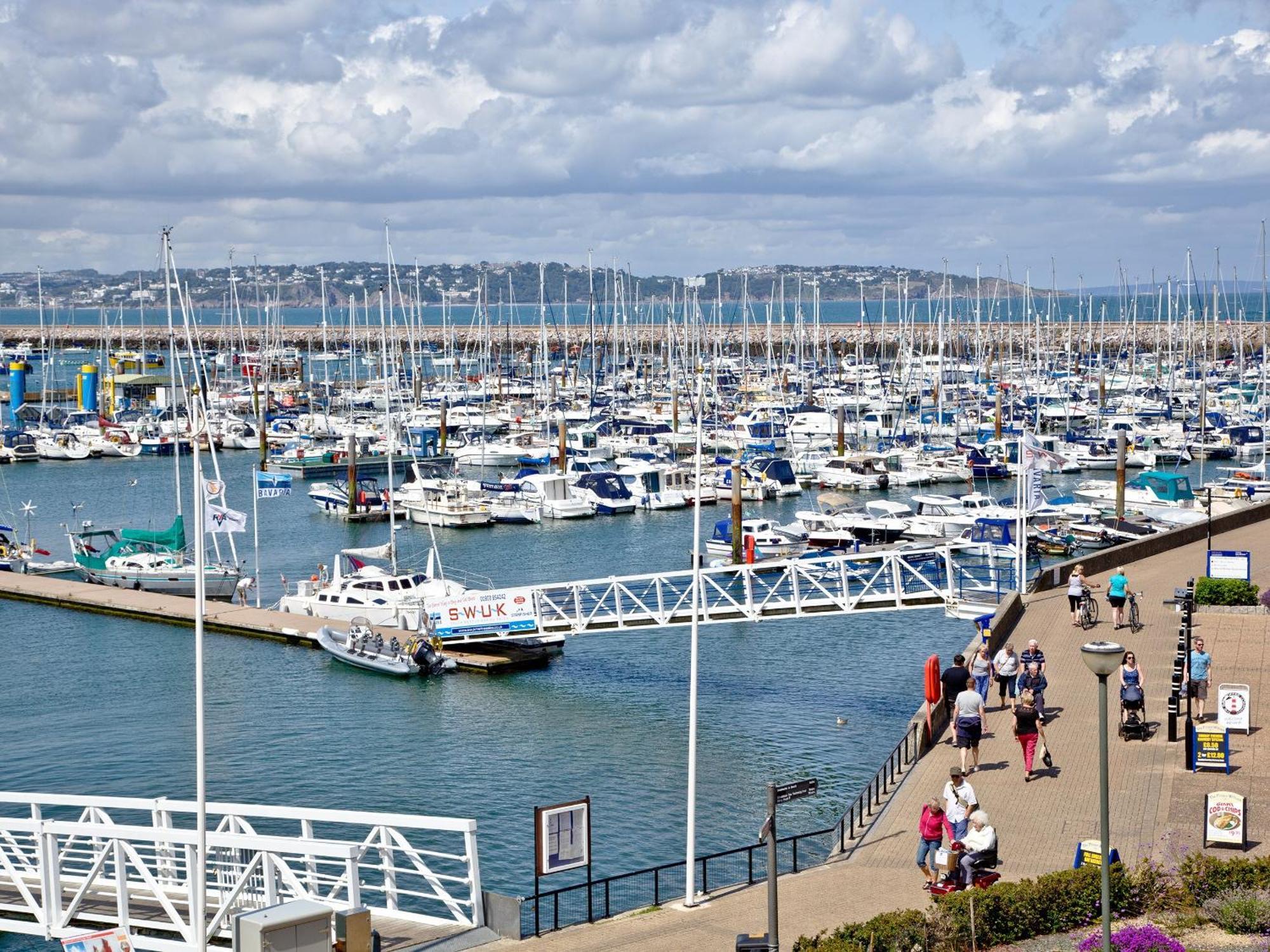 55 Moorings Reach Lägenhet Brixham Exteriör bild